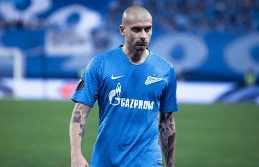 Станет ли Ракицкий получать российский паспорт?