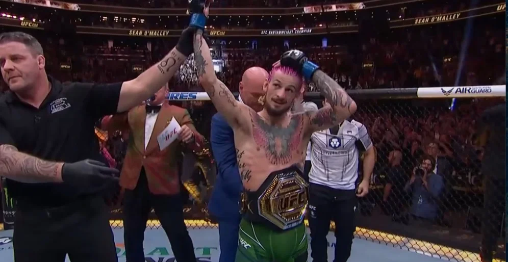 О’Мэлли стал новым чемпионом UFC в легчайшем весе О’Мэлли стал новым чемпионом UFC в легчайшем весе