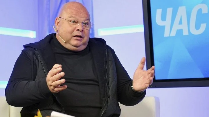 Андрей Червиченко об уходе Камоцци из «Спартака»: «Судя по тому, как развиваются события, скоро и самого Федуна не будет. Идет какая-то откровенная зачистка» Андрей Червиченко об уходе Камоцци из «Спартака»: «Судя по тому, как развиваются события, скоро и самого Федуна не будет. Идет какая-то откровенная зачистка»