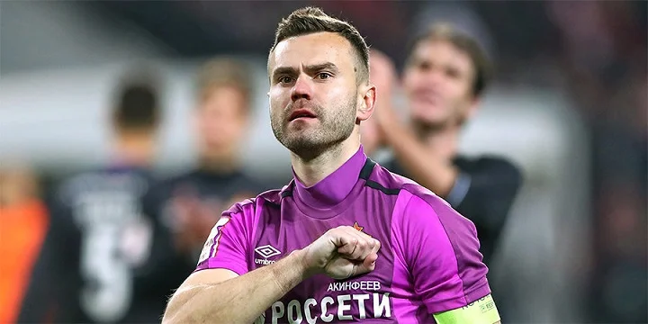 Акинфеев о 43 матчах с голами в Лиге чемпионов: «Сейчас могу с улыбкой вспомнить матчи, где залетало все» Акинфеев о 43 матчах с голами в Лиге чемпионов: «Сейчас могу с улыбкой вспомнить матчи, где залетало все»