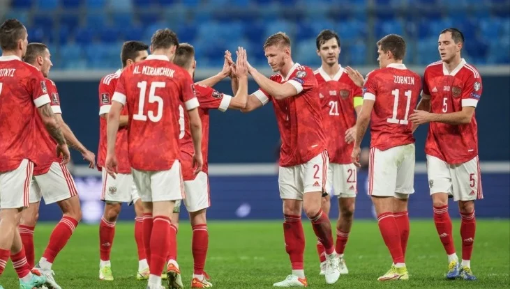Милонов: «Смотреть игру сборной России полезнее, чем концерт Shaman» Милонов: «Смотреть игру сборной России полезнее, чем концерт Shaman»