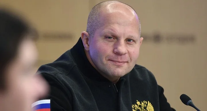 Емельяненко о своих планах: «Я бы хотел побиться за пояс» Емельяненко о своих планах: «Я бы хотел побиться за пояс»