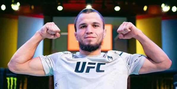 Умар Нурмагомедов проиграл Мерабу Двалишвили в титульном поединке на UFC 311 Умар Нурмагомедов проиграл Мерабу Двалишвили в титульном поединке на UFC 311