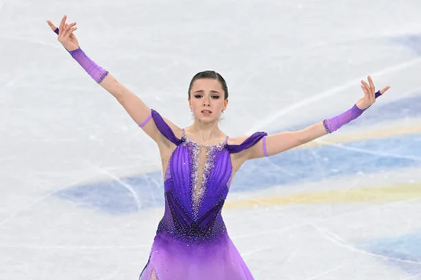 Валиева выиграла короткую программу на Олимпиаде-2022. Как это было: видео Валиева выиграла короткую программу на Олимпиаде-2022. Как это было: видео