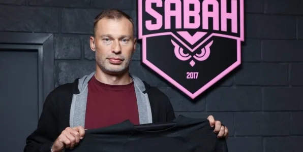 «Мы доверяем ему»: в «Сабахе» назвали неправдой информацию об отставке Березуцкого «Мы доверяем ему»: в «Сабахе» назвали неправдой информацию об отставке Березуцкого