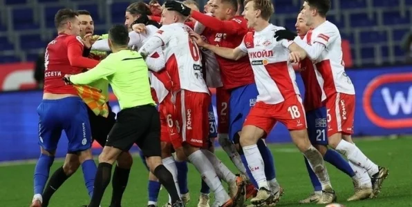 Срджан Бабич: «Я был в эпицентре драки. Это дерби – все на эмоциях» Срджан Бабич: «Я был в эпицентре драки. Это дерби – все на эмоциях»