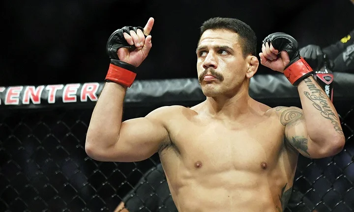 Гамрот встретится с Дос Аньосом на UFC 299 Гамрот встретится с Дос Аньосом на UFC 299