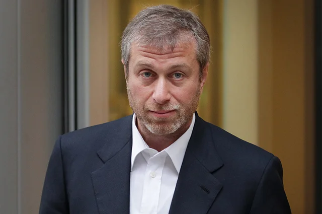 Британский чиновник считает, что Абрамович больше не должен владеть «Челси» и домом за 152 миллиона фунтов в Англии Британский чиновник считает, что Абрамович больше не должен владеть «Челси» и домом за 152 миллиона фунтов в Англии