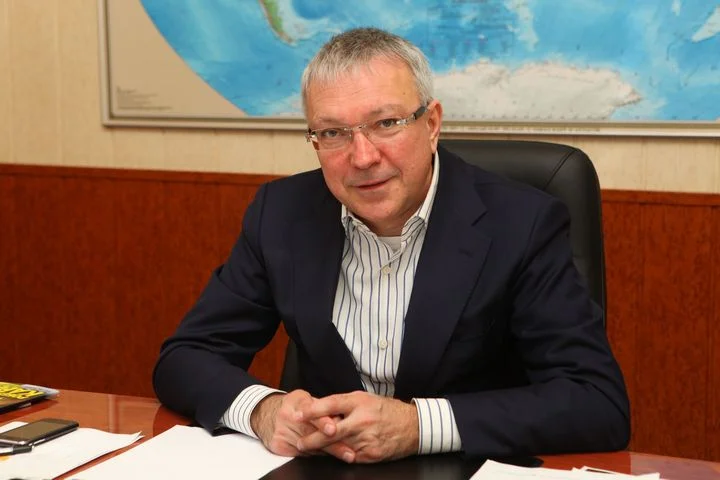 Юрий Белоус: «Назначение Эшуорта – сомнительное решение. Отовсюду его увольняли с незамысловатым определением «профнепригоден» Юрий Белоус: «Назначение Эшуорта – сомнительное решение. Отовсюду его увольняли с незамысловатым определением «профнепригоден»