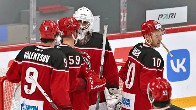 Завьялов о Галузине после 1:0 с «Ладой»: «Так должен играть не только лидер, но и каждый игрок» Завьялов о Галузине после 1:0 с «Ладой»: «Так должен играть не только лидер, но и каждый игрок»