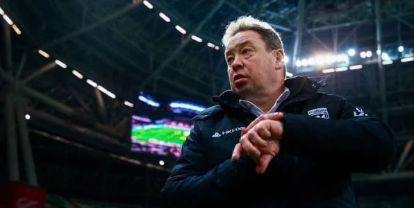 Пономарев: Слуцкий больше нигде работу не найдет, он — неквалифицированный тренер Пономарев: Слуцкий больше нигде работу не найдет, он — неквалифицированный тренер