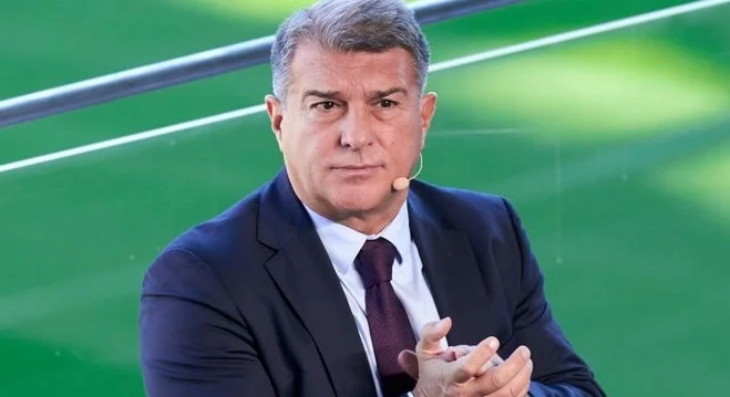 Лапорта: «Флик произвел революцию в «Барсе» – он интегрирован в город, приветлив и дисциплинирован» Лапорта: «Флик произвел революцию в «Барсе» – он интегрирован в город, приветлив и дисциплинирован»