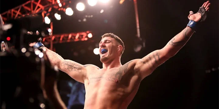 Аспинэлл нокаутировал Тыбуру на UFC Fight Night 224 Аспинэлл нокаутировал Тыбуру на UFC Fight Night 224