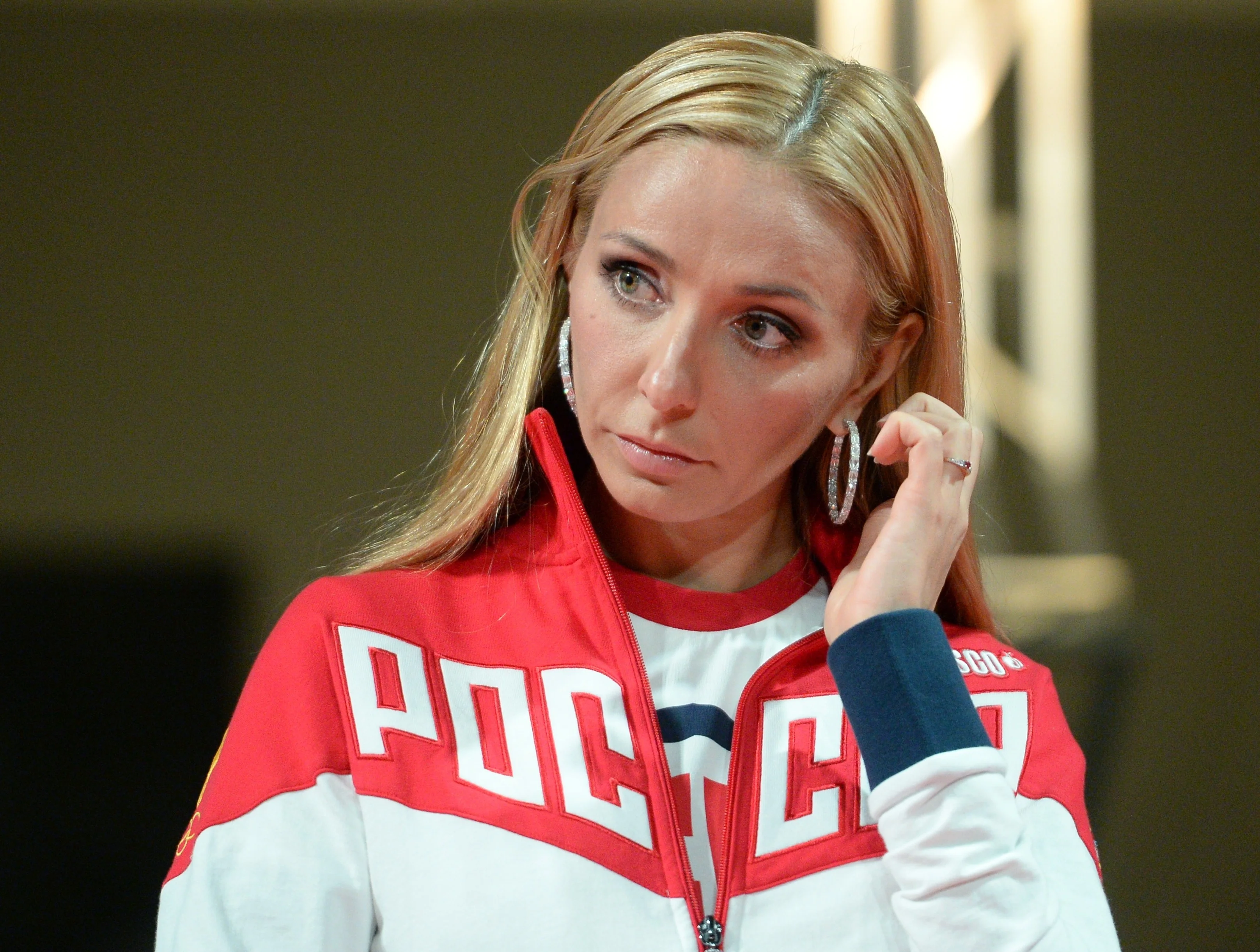 Навка назвала кошмаром решение ISU об отстранении российских фигуристов Навка назвала кошмаром решение ISU об отстранении российских фигуристов