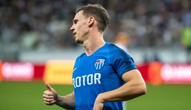 «Ротор» подписал двух футболистов