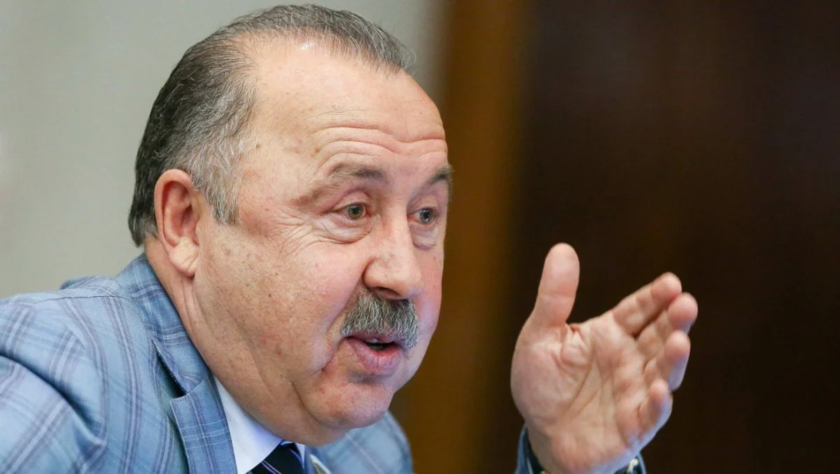 Газзаев: Наверняка Карпин расстроен отменой матча с Таиландом, но ничего страшного в этой ситуации нет Газзаев: Наверняка Карпин расстроен отменой матча с Таиландом, но ничего страшного в этой ситуации нет