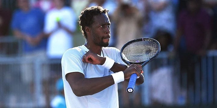 Медведев потеряет первую строчку рейтинга ATP Медведев потеряет первую строчку рейтинга ATP