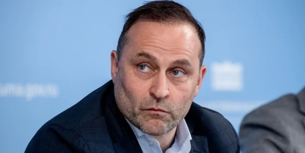 Госдума инициировала соцопрос населения о возвращении пива на стадионы Госдума инициировала соцопрос населения о возвращении пива на стадионы