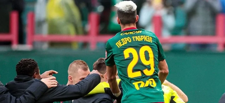Педриньо после покера в ворота «Торпедо»: «Спасибо Миранчуку за три ассиста. Теперь я должен ему обед» Педриньо после покера в ворота «Торпедо»: «Спасибо Миранчуку за три ассиста. Теперь я должен ему обед»