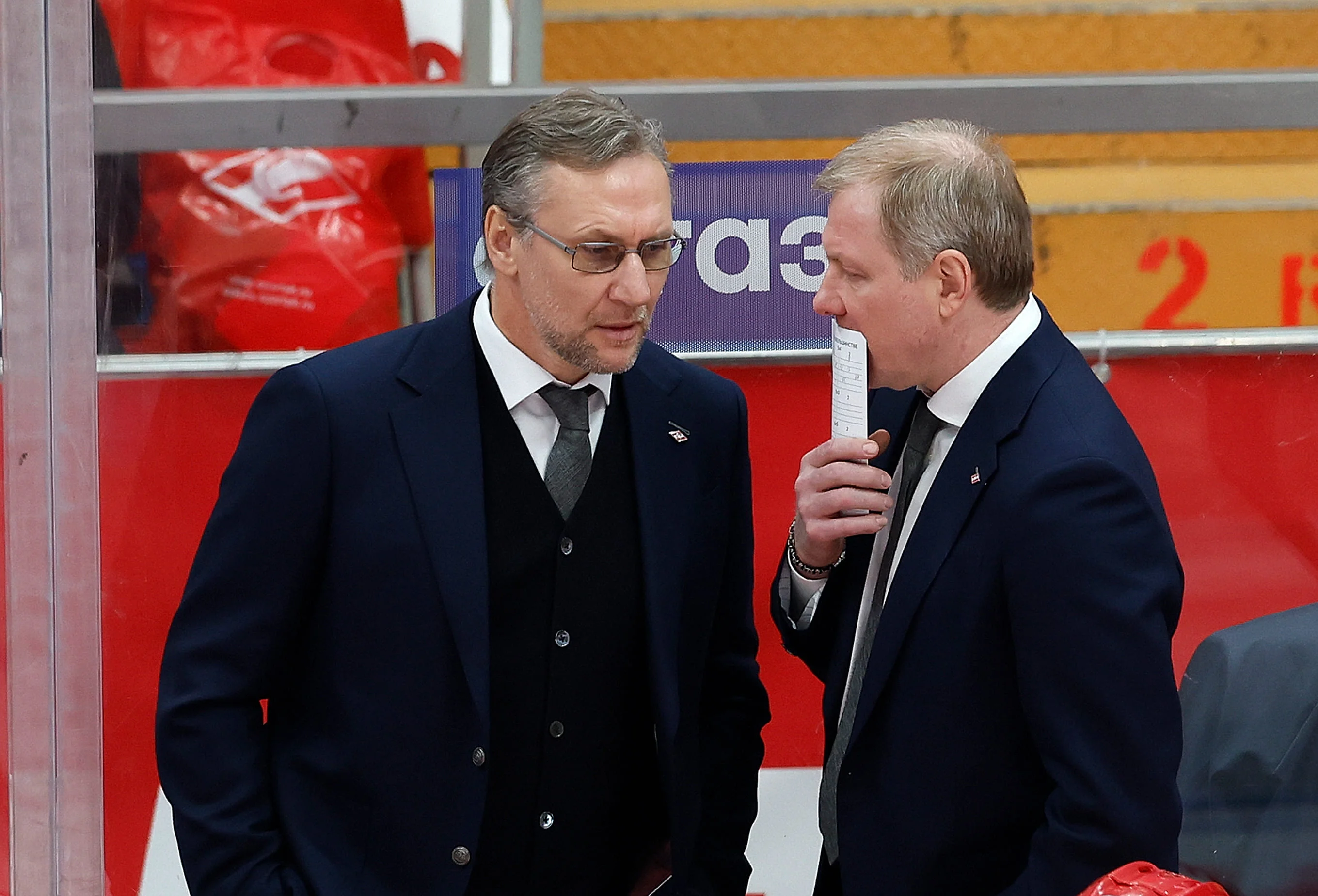 Жамнов: «Постоянно приходится сдерживать себя, чтобы не критиковать судейство» Жамнов: «Постоянно приходится сдерживать себя, чтобы не критиковать судейство»