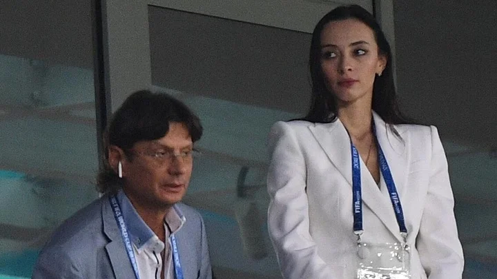 Зарема о продаже Малкома: «Не разделяю визгов радости. У «Зенита» прибыло 100 миллионов на трансферы» Зарема о продаже Малкома: «Не разделяю визгов радости. У «Зенита» прибыло 100 миллионов на трансферы»