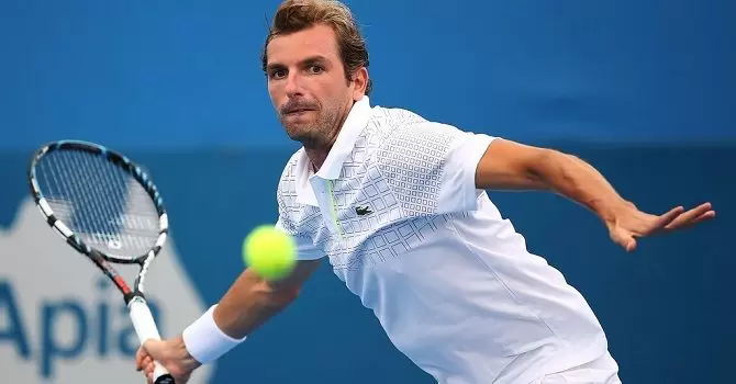 Беннето - Шаповалов. Прогноз на ATP Париж (30.10.2017)