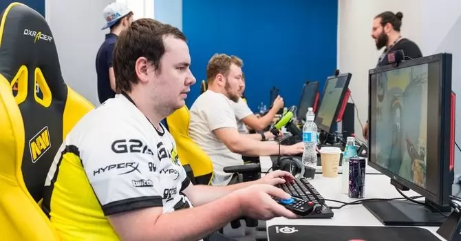 Natus Vincere - Envyus. Прогноз на CS:GO (03.12.2017) Natus Vincere - Envyus. Прогноз на CS:GO (03.12.2017)