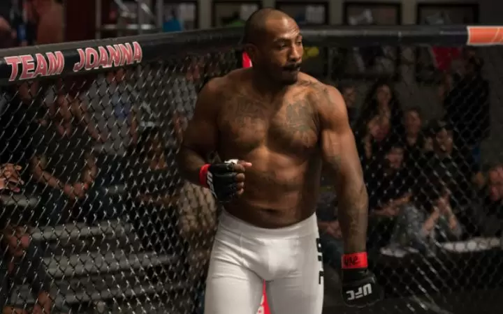 Халил Раунтри - Михал Олексийчук. Прогноз и ставки на бой UFC (31.12.2017) Халил Раунтри - Михал Олексийчук. Прогноз и ставки на бой UFC (31.12.2017)