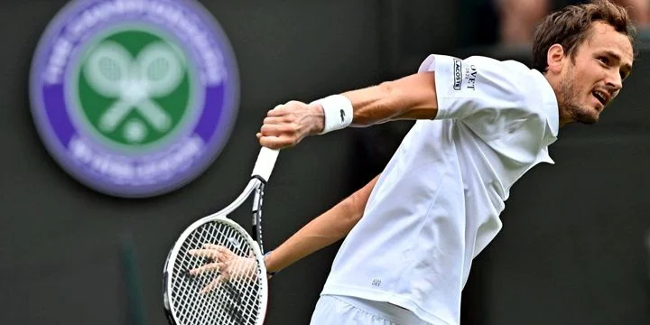 Марин Чилич - Даниил Медведев. Прогноз на матч ATP Уимблдон (3 июля 2021 года)
Марин Чилич - Даниил Медведев. Прогноз на матч ATP Уимблдон (3 июля 2021 года)