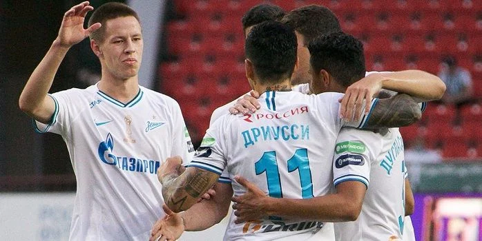 Зенит — Локомотив. Прогноз на матч Суперкубка России (17 июля 2021 года) Зенит — Локомотив. Прогноз на матч Суперкубка России (17 июля 2021 года)