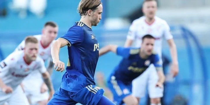 Динамо Загреб — Легия. Прогноз (кф. 2.07) на матч Лиги Чемпионов (4 августа 2021 года) Динамо Загреб — Легия. Прогноз (кф. 2.07) на матч Лиги Чемпионов (4 августа 2021 года)