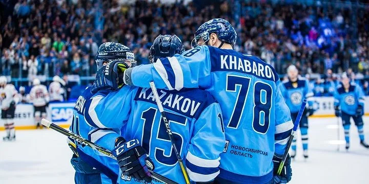 Амур — Сибирь. Прогноз на матч мемориала Ивана Ромазана (10 августа 2020 года) Амур — Сибирь. Прогноз на матч мемориала Ивана Ромазана (10 августа 2020 года)
