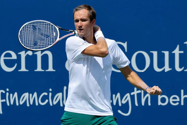 Доминик Кепфер - Даниил Медведев. Прогноз на матч ATP ЮС Оупен (1 сентября 2021 года)
Доминик Кепфер - Даниил Медведев. Прогноз на матч ATP ЮС Оупен (1 сентября 2021 года)