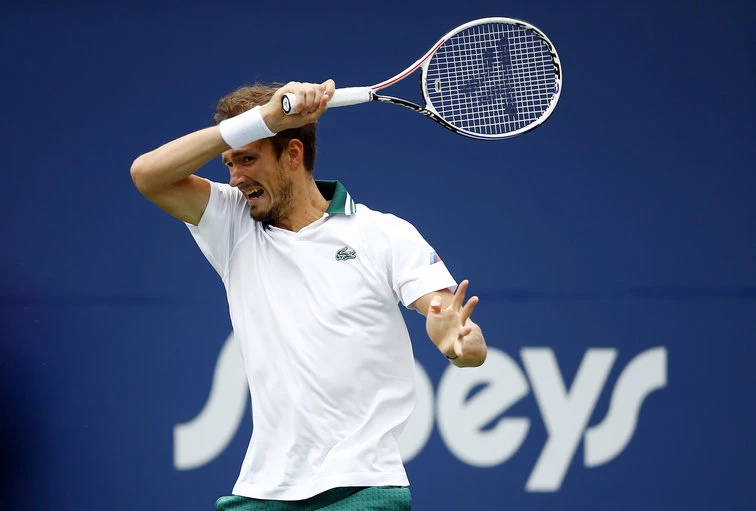Пабло Андухар - Даниил Медведев. Прогноз на матч ATP ЮС Оупен (3 сентября 2021 года)
Пабло Андухар - Даниил Медведев. Прогноз на матч ATP ЮС Оупен (3 сентября 2021 года)