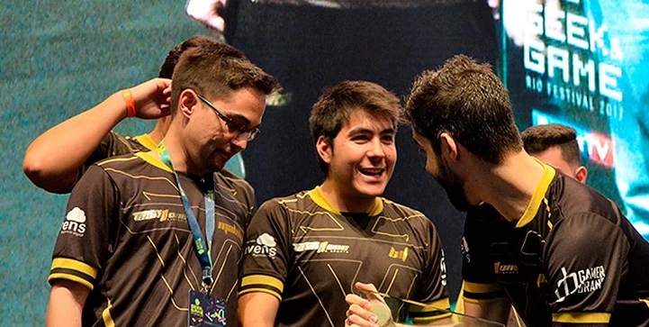Entropiq — TeamOne. Прогноз на матч CS:GO (5 сентября 2021 года) Entropiq — TeamOne. Прогноз на матч CS:GO (5 сентября 2021 года)