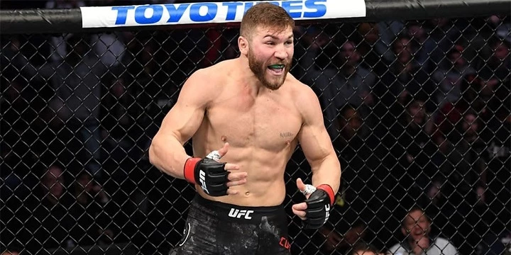 Ион Куцелаба — Девин Кларк. Прогноз на UFC (19 сентября 2021 года)