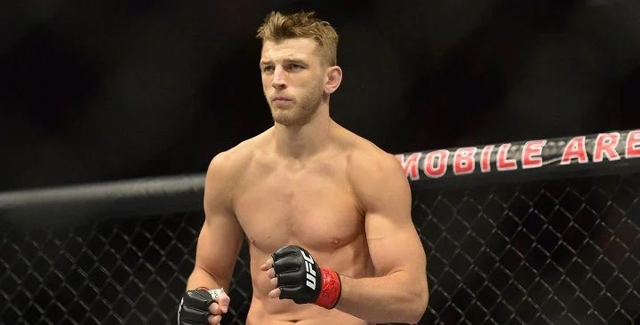 Дэн Хукер — Насрат Хакпараст. Прогноз на UFC (26 сентября 2021 года) Дэн Хукер — Насрат Хакпараст. Прогноз на UFC (26 сентября 2021 года)