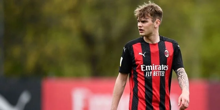 Милан U19 — Атлетико Мадрид U19. Прогноз на матч молодежной Лиги чемпионов (28 сентября 2021 года) Милан U19 — Атлетико Мадрид U19. Прогноз на матч молодежной Лиги чемпионов (28 сентября 2021 года)
