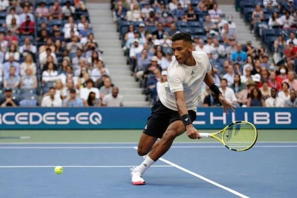 Григор Димитров - Феликс Оже-Альяссим. Прогноз на матч ATP Сан-Диего (1 октября 2021 года)
Григор Димитров - Феликс Оже-Альяссим. Прогноз на матч ATP Сан-Диего (1 октября 2021 года)