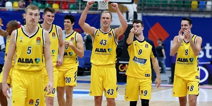 Альба Берлин – АСВЕЛ. Прогноз (кэф.2,15) на матч Евролиги (8 октября 2021 года) Альба Берлин – АСВЕЛ. Прогноз (кэф.2,15) на матч Евролиги (8 октября 2021 года)