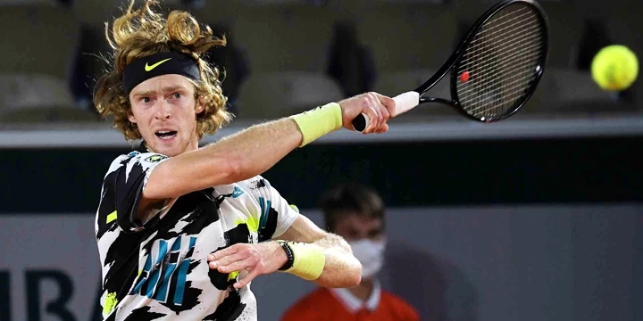 Андрей Рублев - Томми Пол. Прогноз на матч ATP Индиан-Уэллс (12 октября 2021 года)
Андрей Рублев - Томми Пол. Прогноз на матч ATP Индиан-Уэллс (12 октября 2021 года)