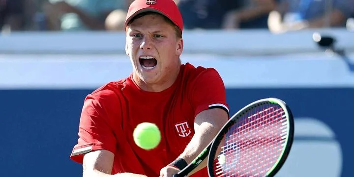 Дженсон Бруксби - Ботик Ван де Зандшульп. Прогноз на матч ATP Антверпен (20 октября 2021 года)
Дженсон Бруксби - Ботик Ван де Зандшульп. Прогноз на матч ATP Антверпен (20 октября 2021 года)