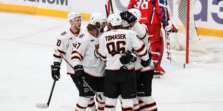 Амур — Адмирал. Прогноз на матч КХЛ (21 октября 2021 года) Амур — Адмирал. Прогноз на матч КХЛ (21 октября 2021 года)