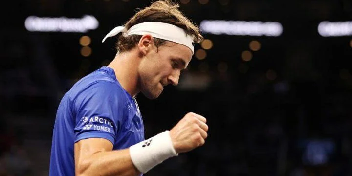 Рууд — Бублик. Прогноз на матч ATP Париж (2 ноября 2021 года) Рууд — Бублик. Прогноз на матч ATP Париж (2 ноября 2021 года)