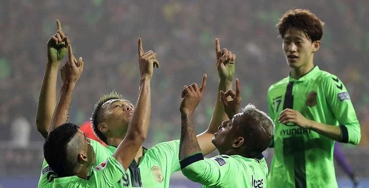 Чонбук Моторс — Ульсан: прогноз на матч чемпионата Южной Кореи (6 ноября 2021 года) Чонбук Моторс — Ульсан: прогноз на матч чемпионата Южной Кореи (6 ноября 2021 года)