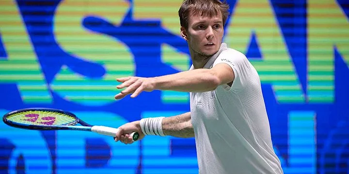 Александр Бублик - Артур Риндеркнех. Прогноз на матч ATP Стокгольм (9 ноября 2021 года)
Александр Бублик - Артур Риндеркнех. Прогноз на матч ATP Стокгольм (9 ноября 2021 года)