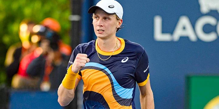 Педро Мартинес-Портеро - Эмиль Руусувори. Прогноз на матч ATP Стокгольм (9 ноября 2021 года)
Педро Мартинес-Портеро - Эмиль Руусувори. Прогноз на матч ATP Стокгольм (9 ноября 2021 года)