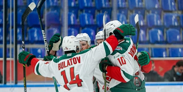 Динамо Рига — Ак Барс. Прогноз на матч КХЛ (18 ноября 2021 года) Динамо Рига — Ак Барс. Прогноз на матч КХЛ (18 ноября 2021 года)