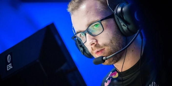 Fiend — BIG. Прогноз на матч CS:GO (18 ноября 2021 года) Fiend — BIG. Прогноз на матч CS:GO (18 ноября 2021 года)