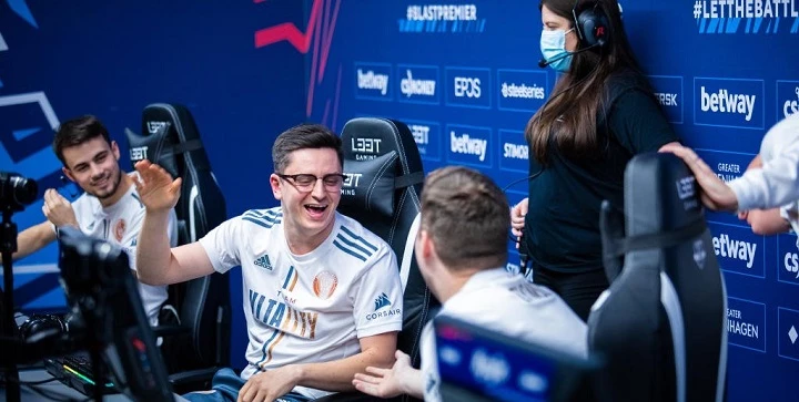 Vitality — Astralis. Прогноз на матч CS:GO (25 ноября 2021 года) Vitality — Astralis. Прогноз на матч CS:GO (25 ноября 2021 года)